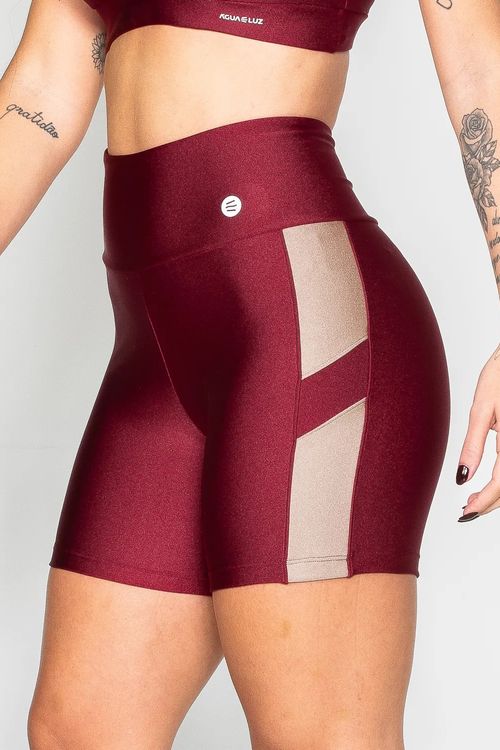 Short poliamida vermelho cereja com detalhe nude