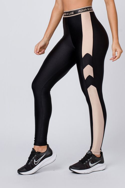 Calça legging feminina poliamida preta com recorte nude e elástico personalizado