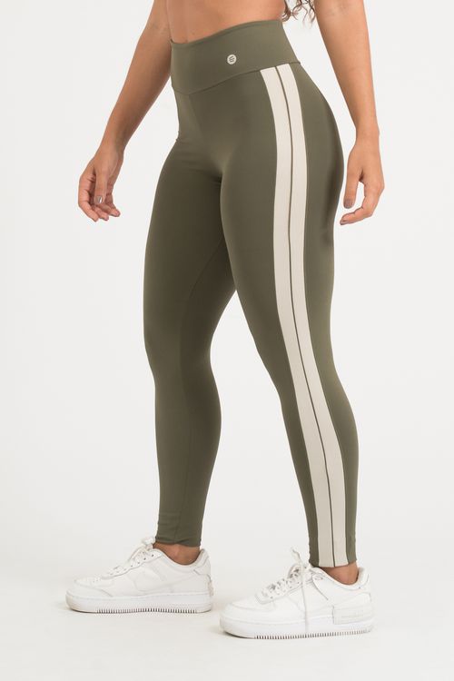 Calça legging confort verde oliva com detalhe lateral gelo