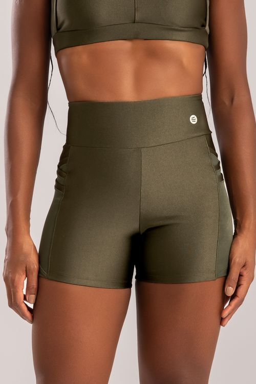 Short poliamida verde escuro com bolso triplo de tule