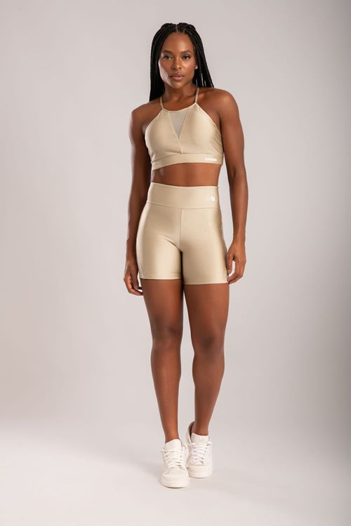 Conjunto de short poliamida areia com detalhe de tule