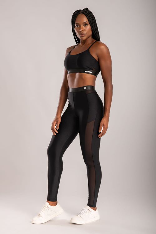 Conjunto poliamida preto com detalhe de tule