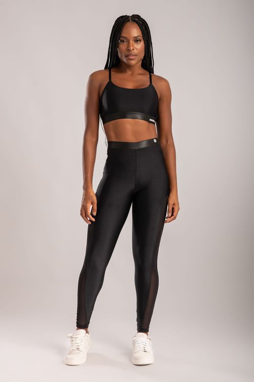 Conjunto poliamida preto com detalhe de tule