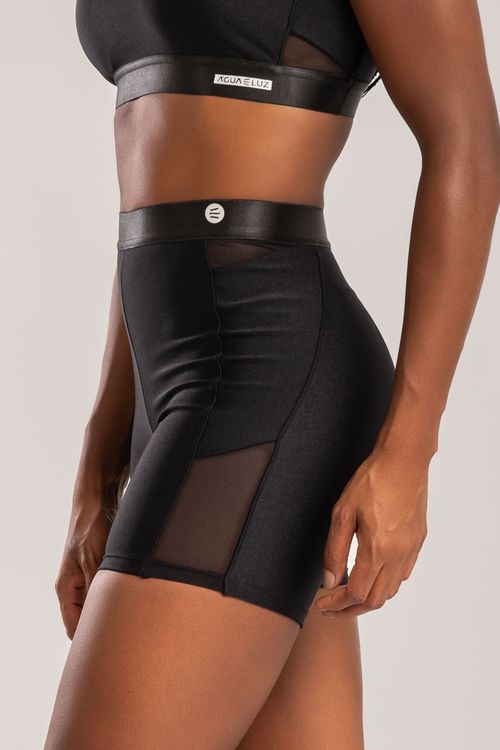 Short poliamida preto com detalhe de tule