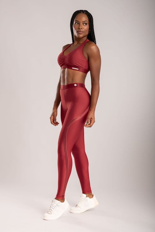 Conjunto poliamida vermelho desejo com detalhe de elástico
