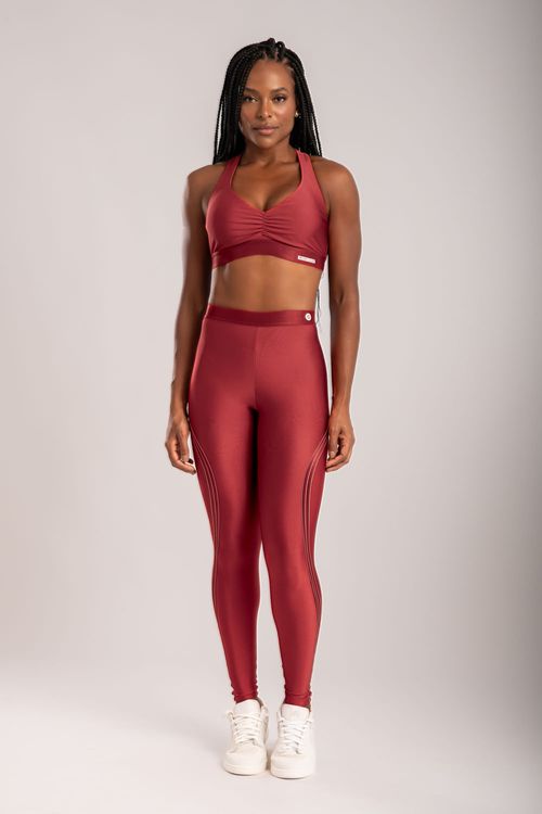 Conjunto poliamida vermelho desejo com detalhe de elástico