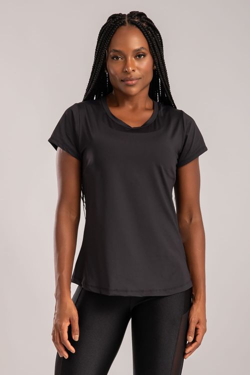 Camiseta poliamida preta com transpassado de tule