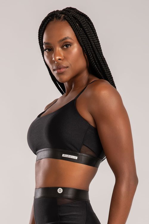 Top camiseta poliamida preto com detalhe de tule